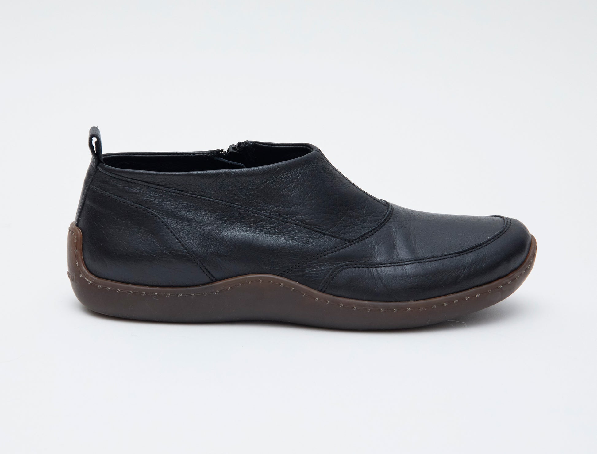 007km leather ankle boots black