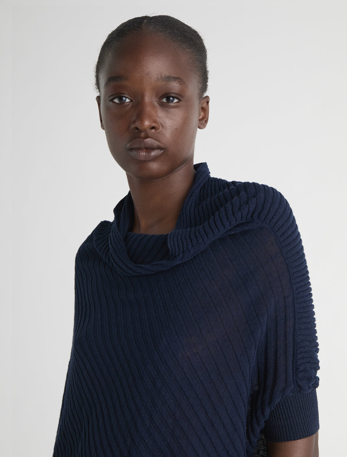 Asuan loose draped top twisted pattern navy
