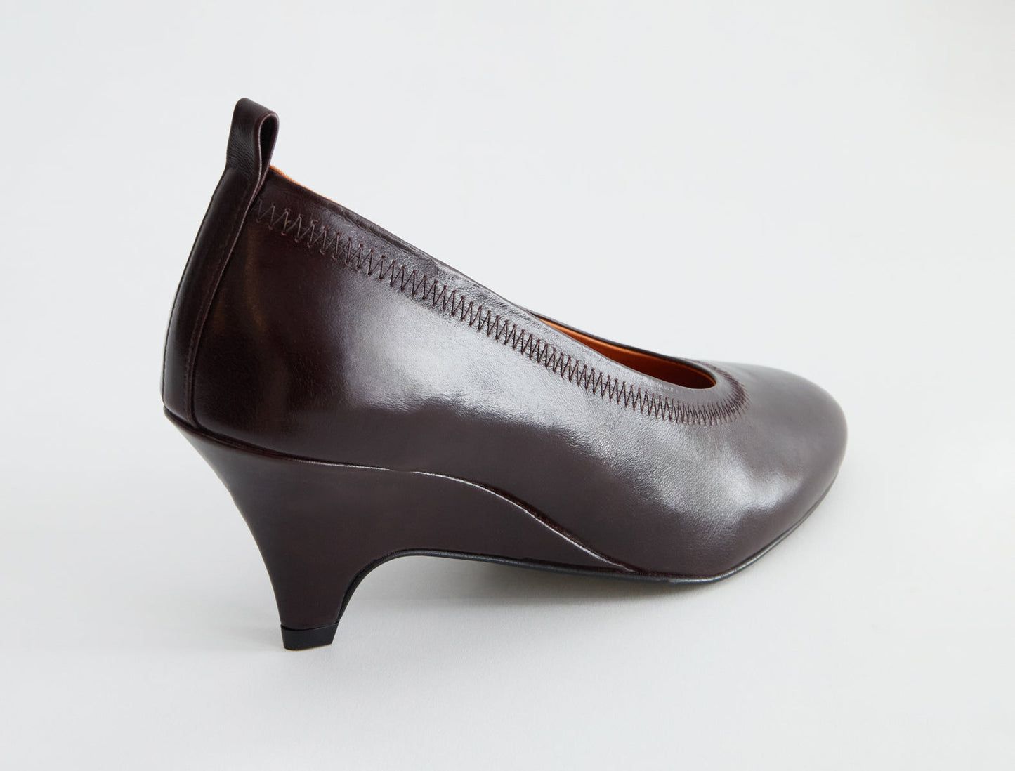 no 3065 / Joelia Pump