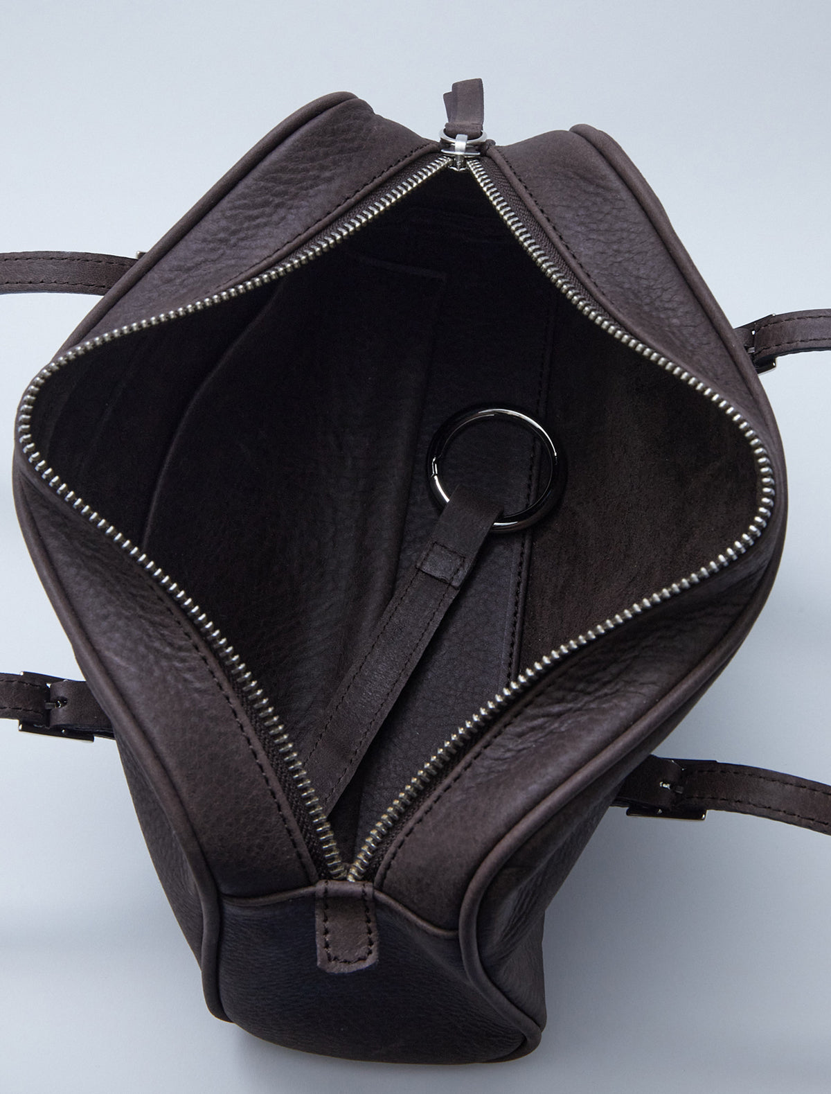 Soft cayetano leather bag darkborwn