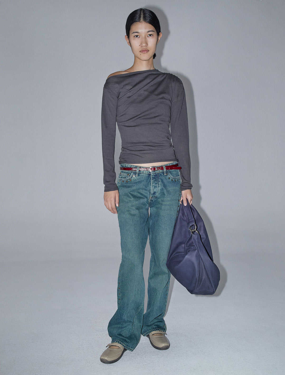 Crowd low waist pants metal detail seams denim