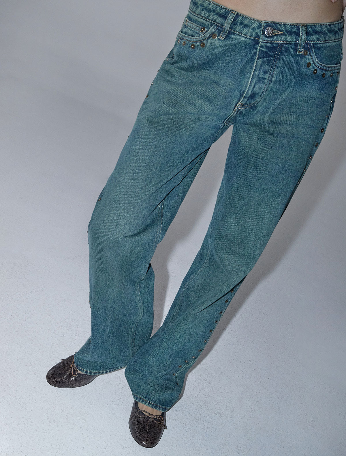 Crowd low waist pants metal detail seams denim