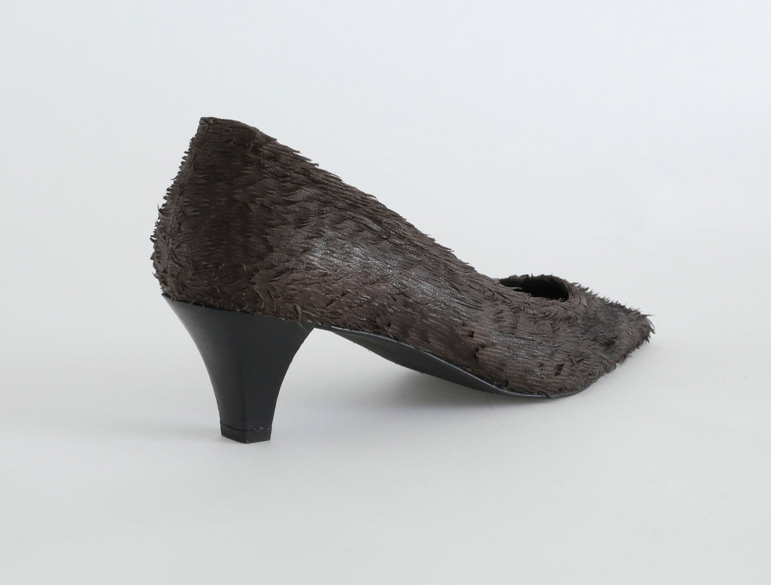 Leslie ii pointed toe pump heel brown