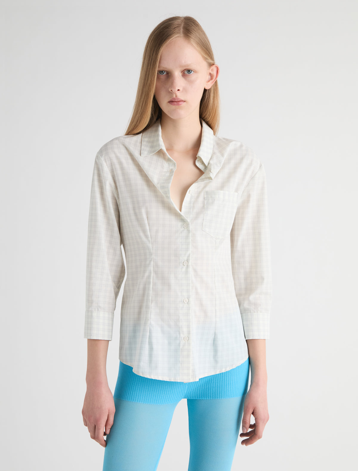 no 2592 / Bruna