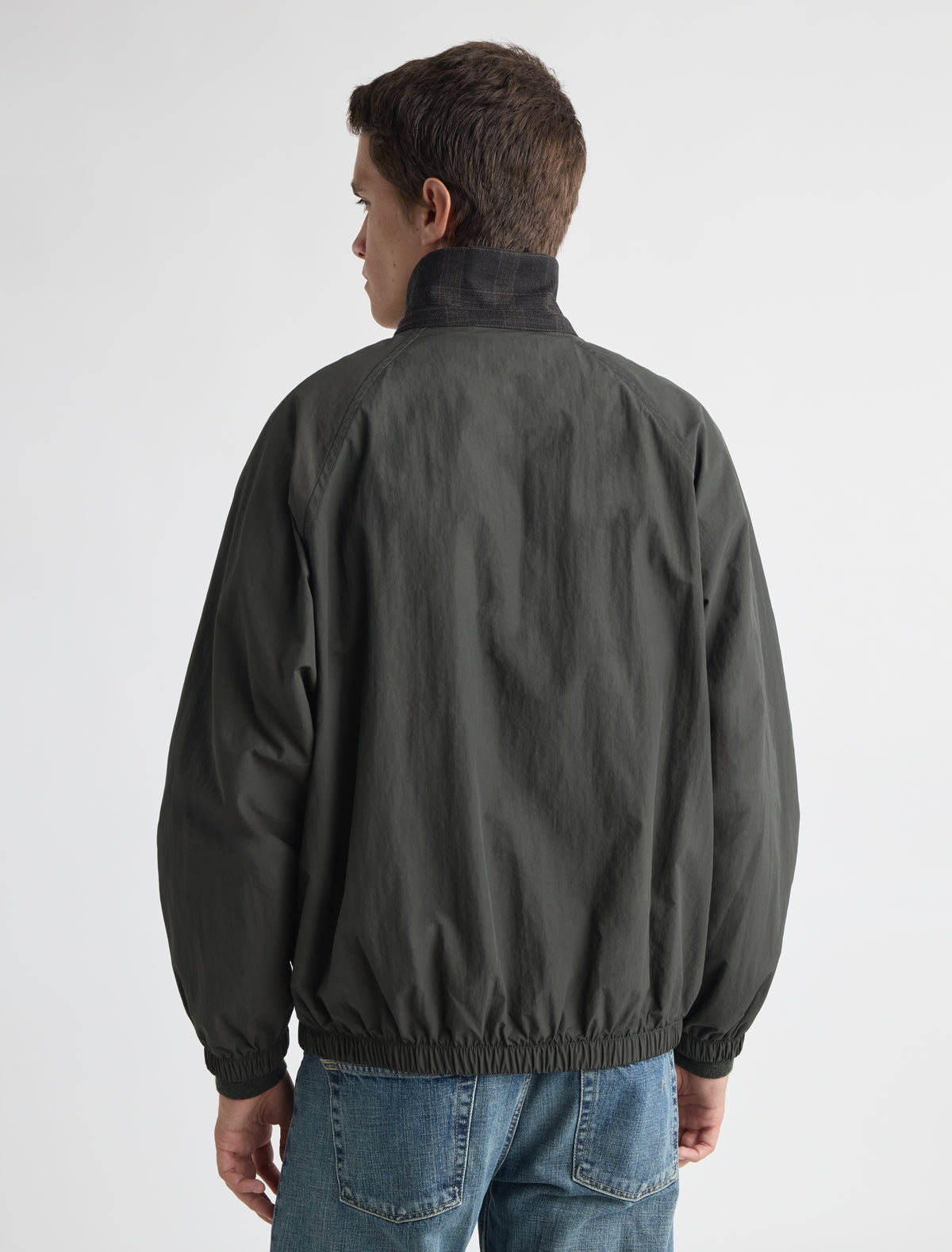 Vigas ii mens nylon bomber jacket raglan sleeves central zipper khaki