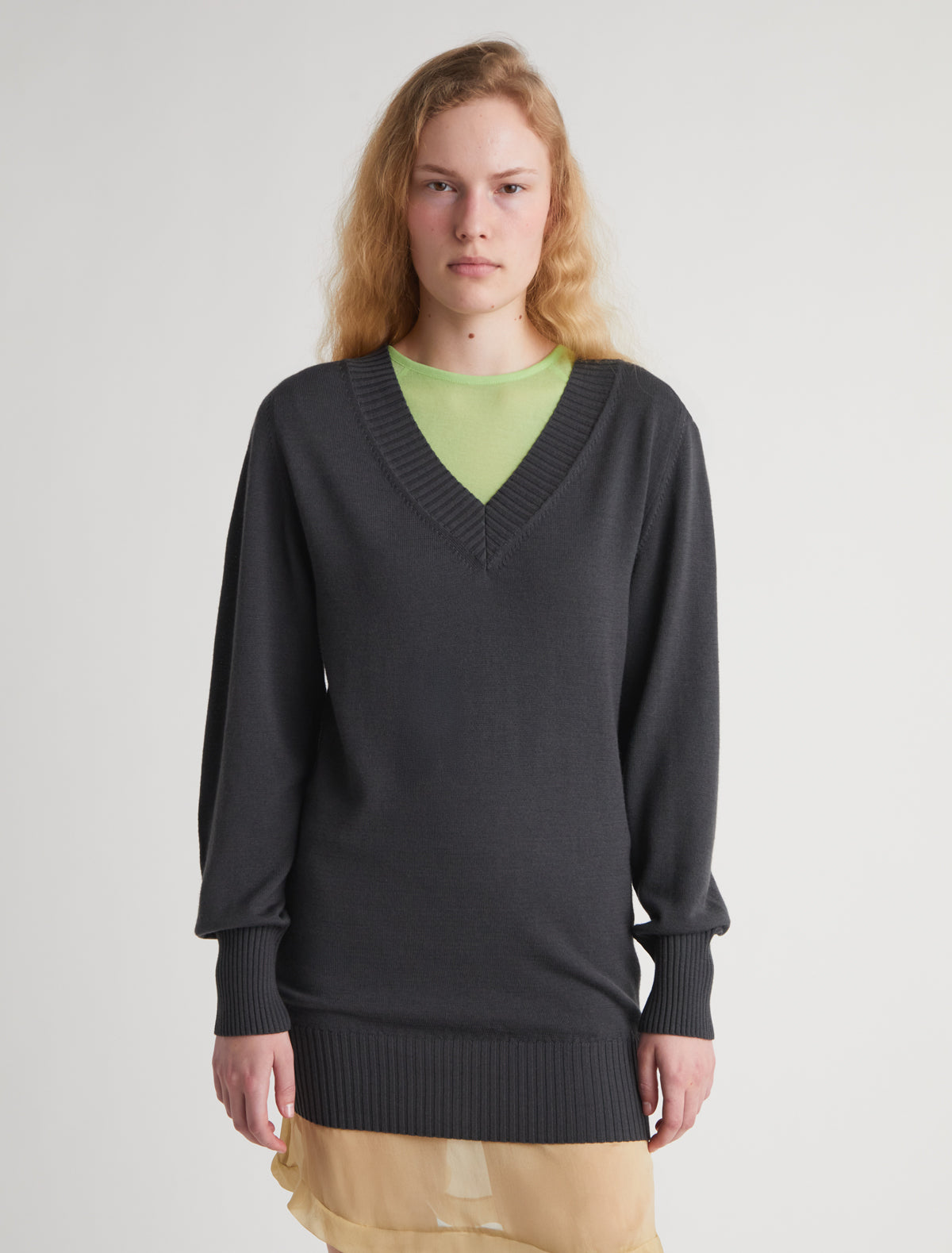 Jump v neck knit sweater dropped shoulders grey