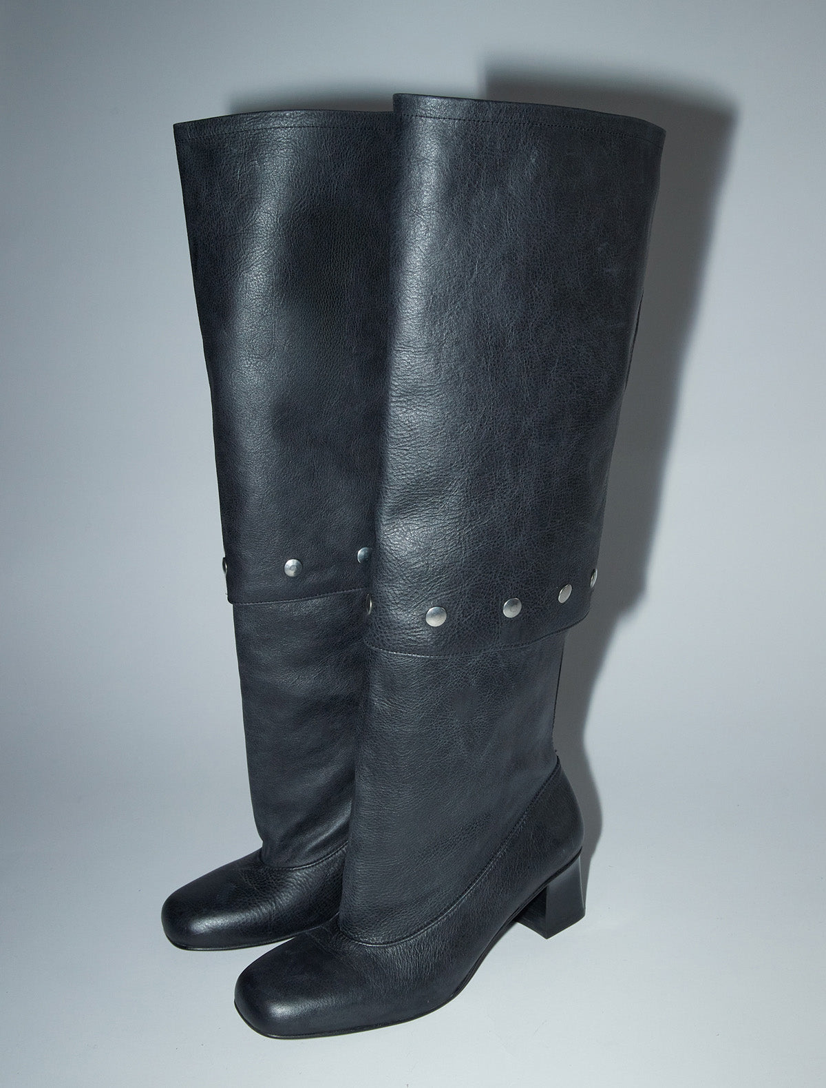 Jolie snaps tall wide loose shaft boot black