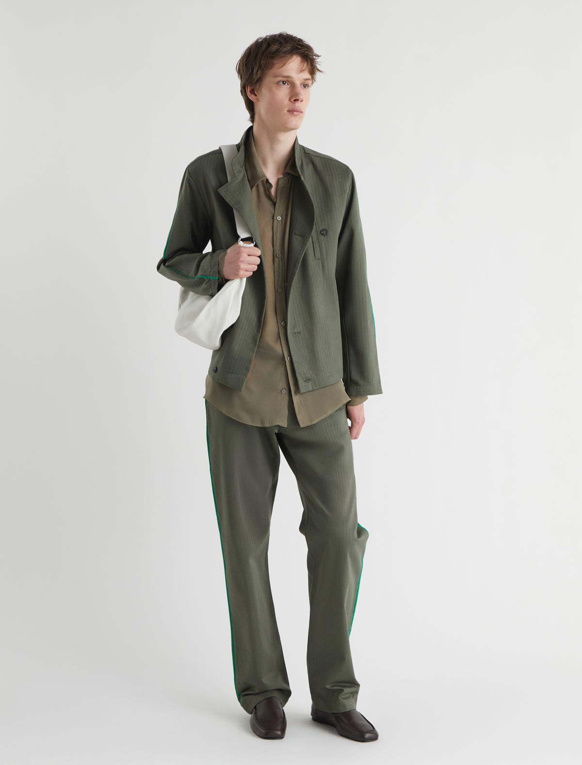 Audal verde khaki claro