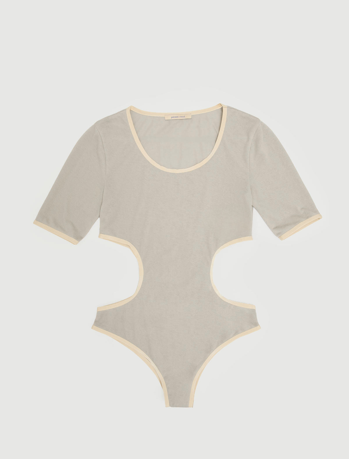 no 2822 / Alina