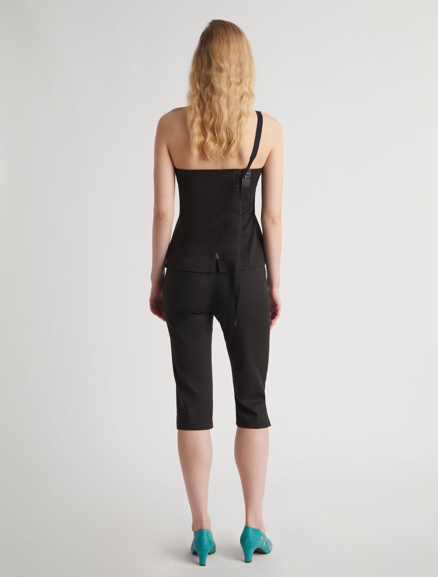 no 2843 / Lali
