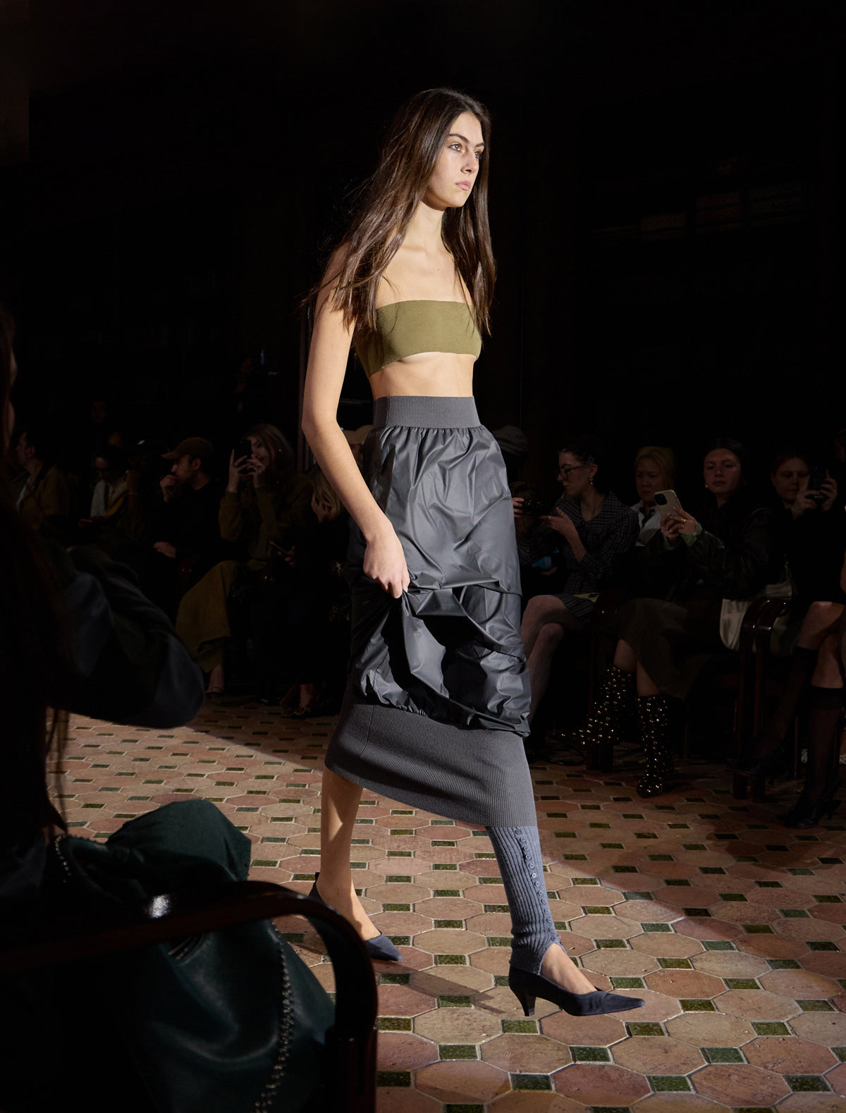 Stroke fitted bandeau top khaki