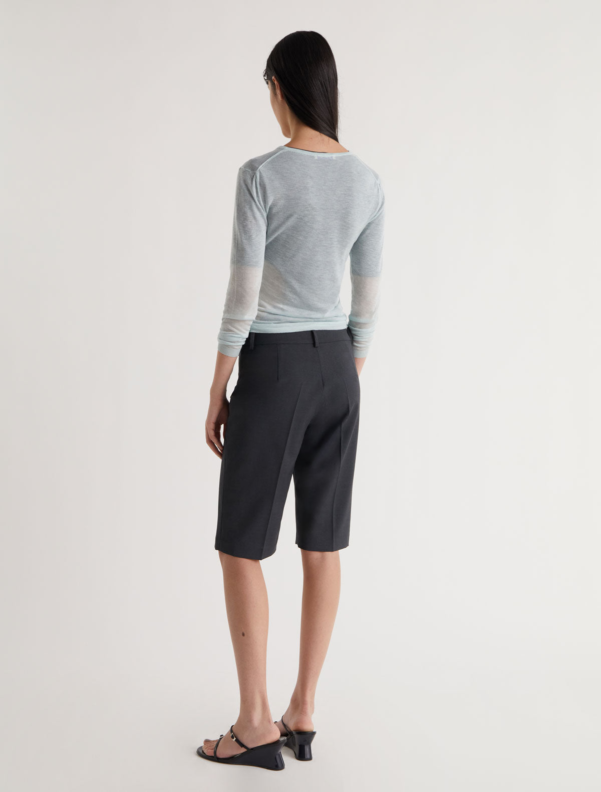 Marisa straight capri pants small pocket detail