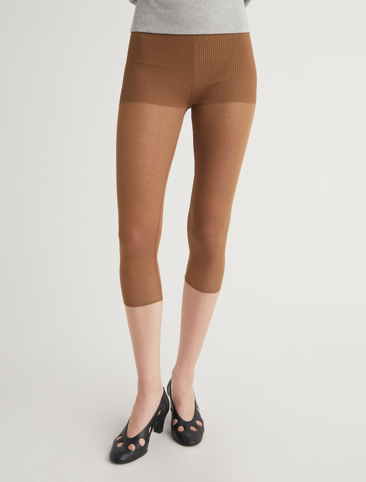 Meleta second skin feel knitted capri leggings brown