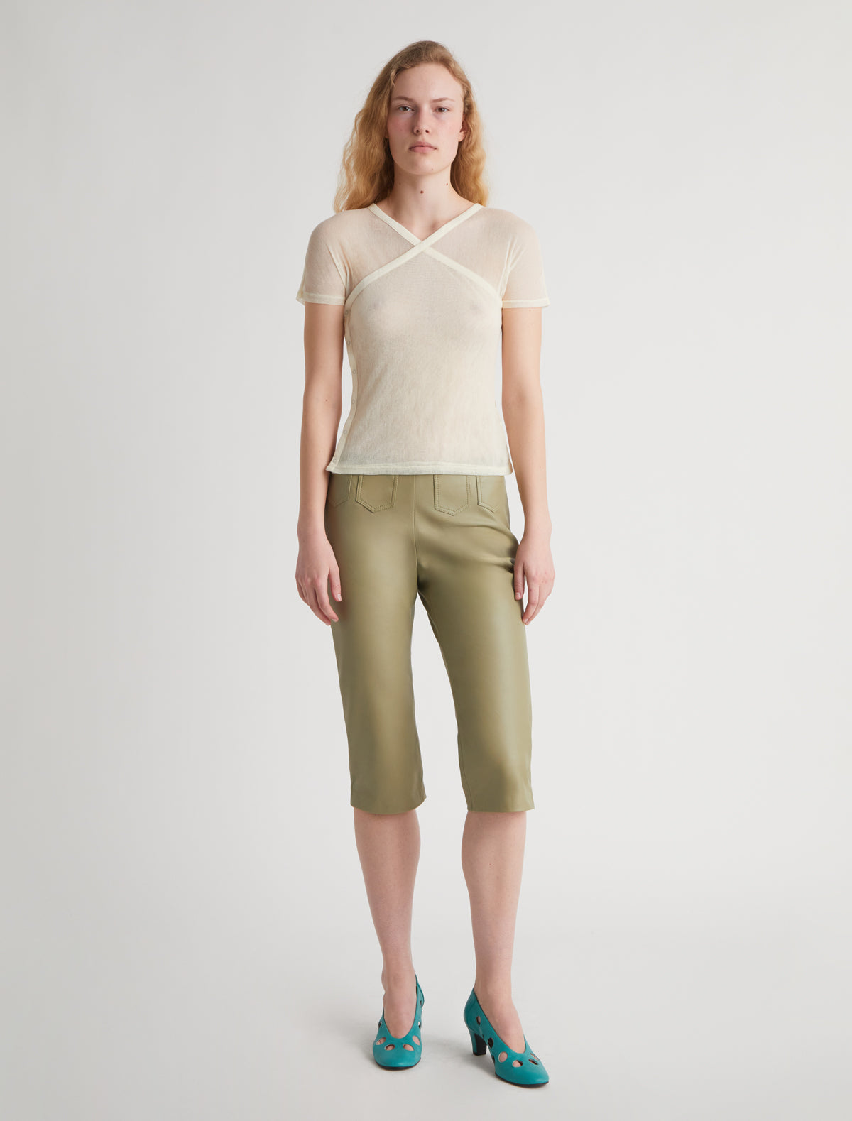 Olimpia crossed ranglan tulle top side snap closures offwhite