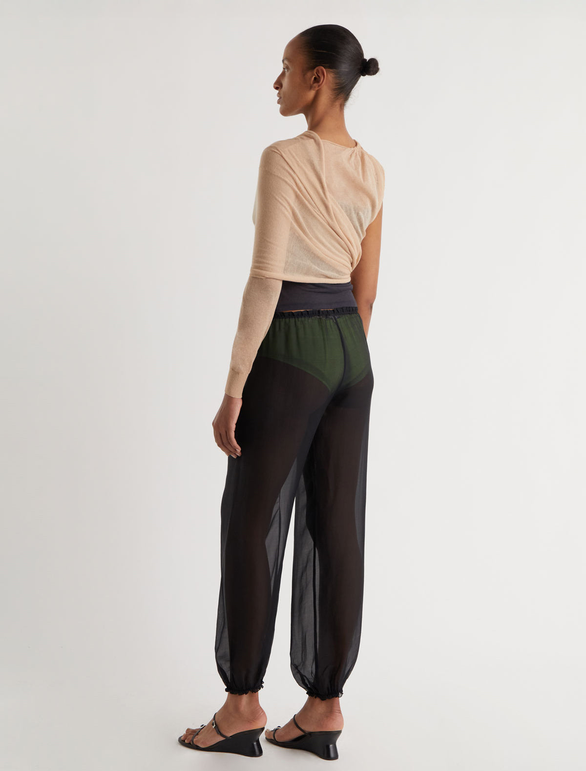 no 2872 / Samira