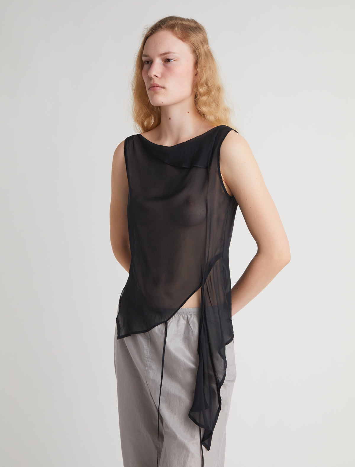 Sato sleeveless asymmetric top ribbons black