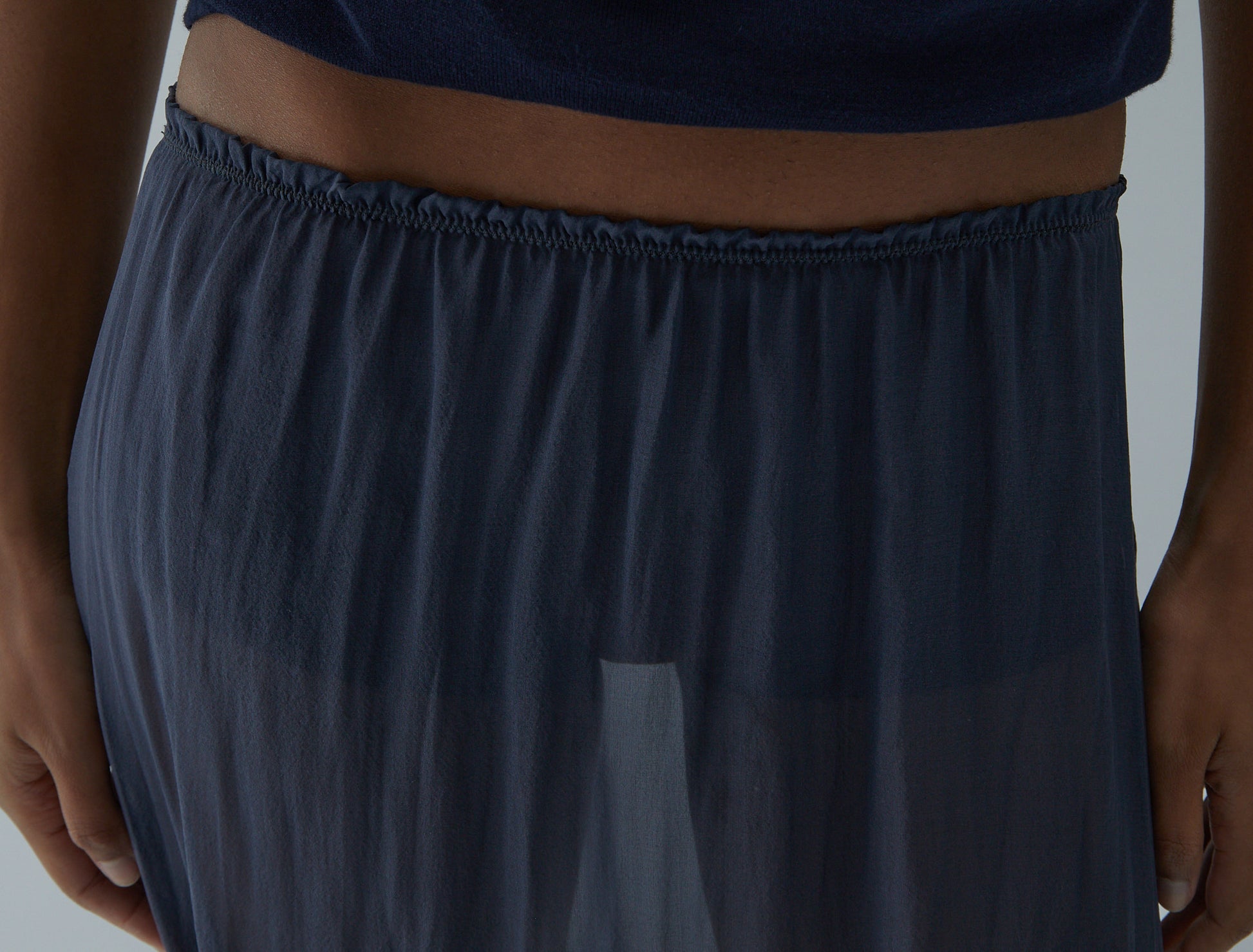 Silk simonetta flowy silk skirt hem opening pants navy