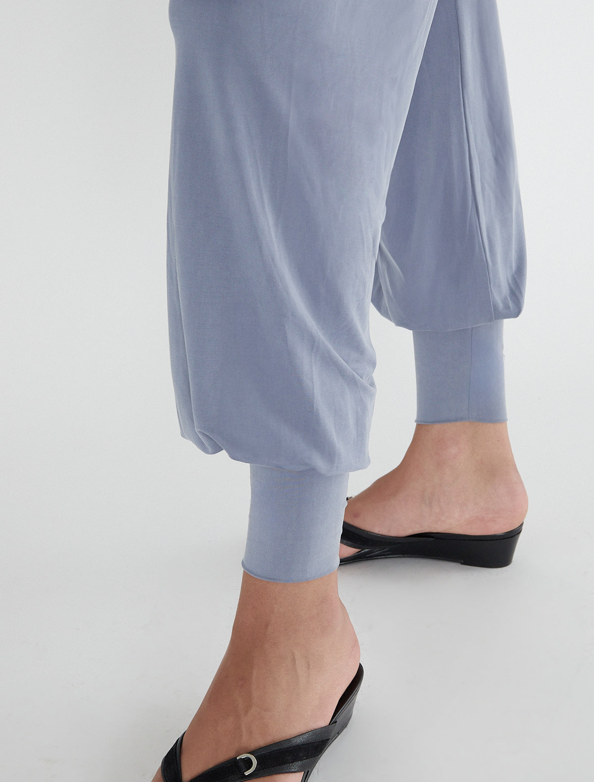 no 2552 / Manuela