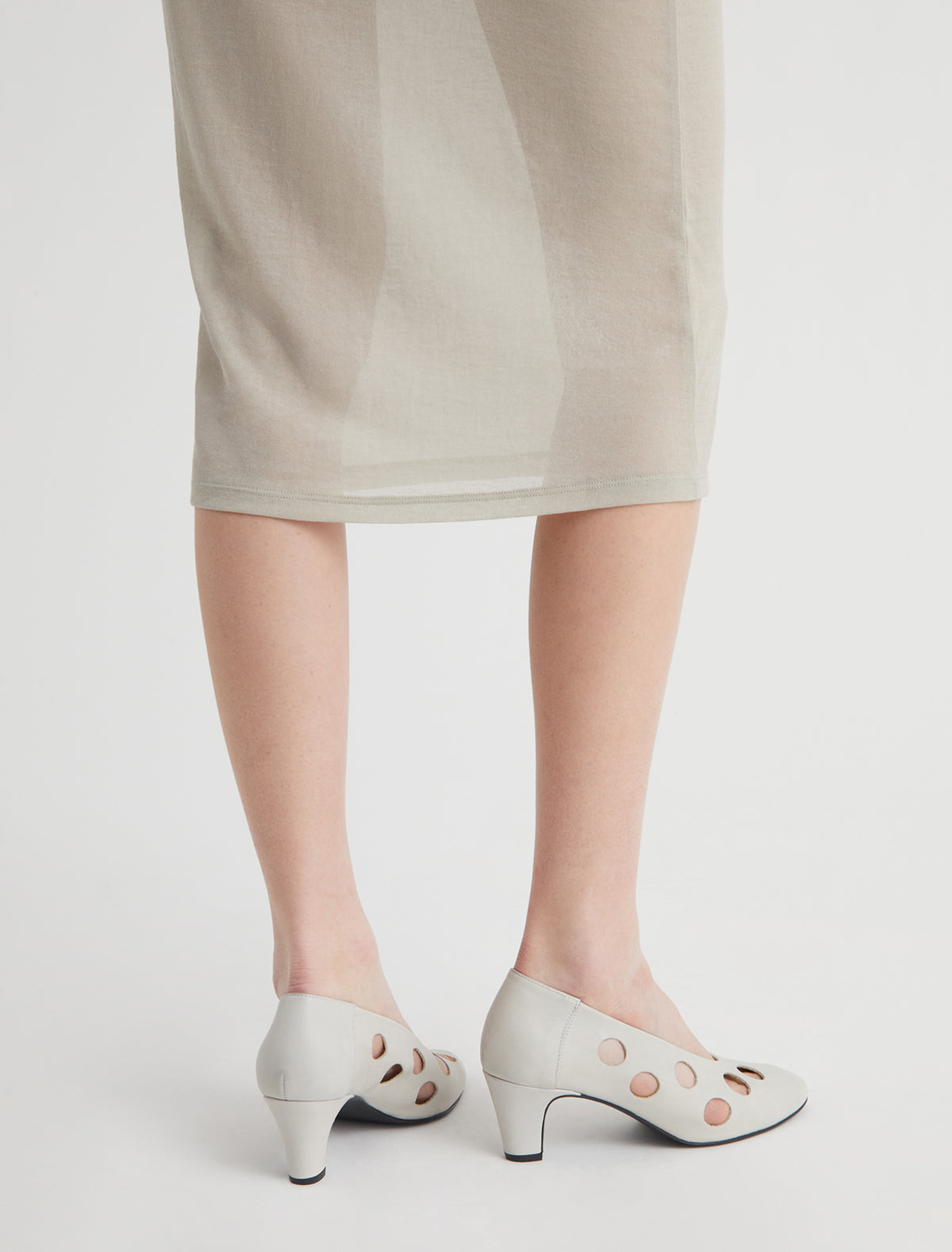 no 2806 / Uma Dots