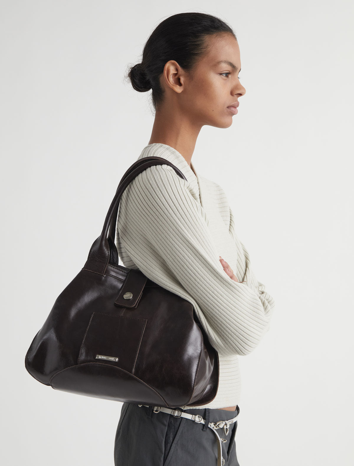 Guida small square tote handbag small pocket darkbrown