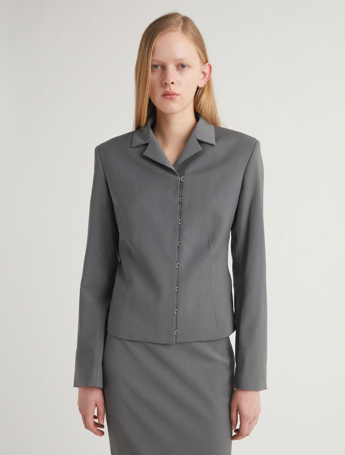 Lula fitted blazer snap button closure