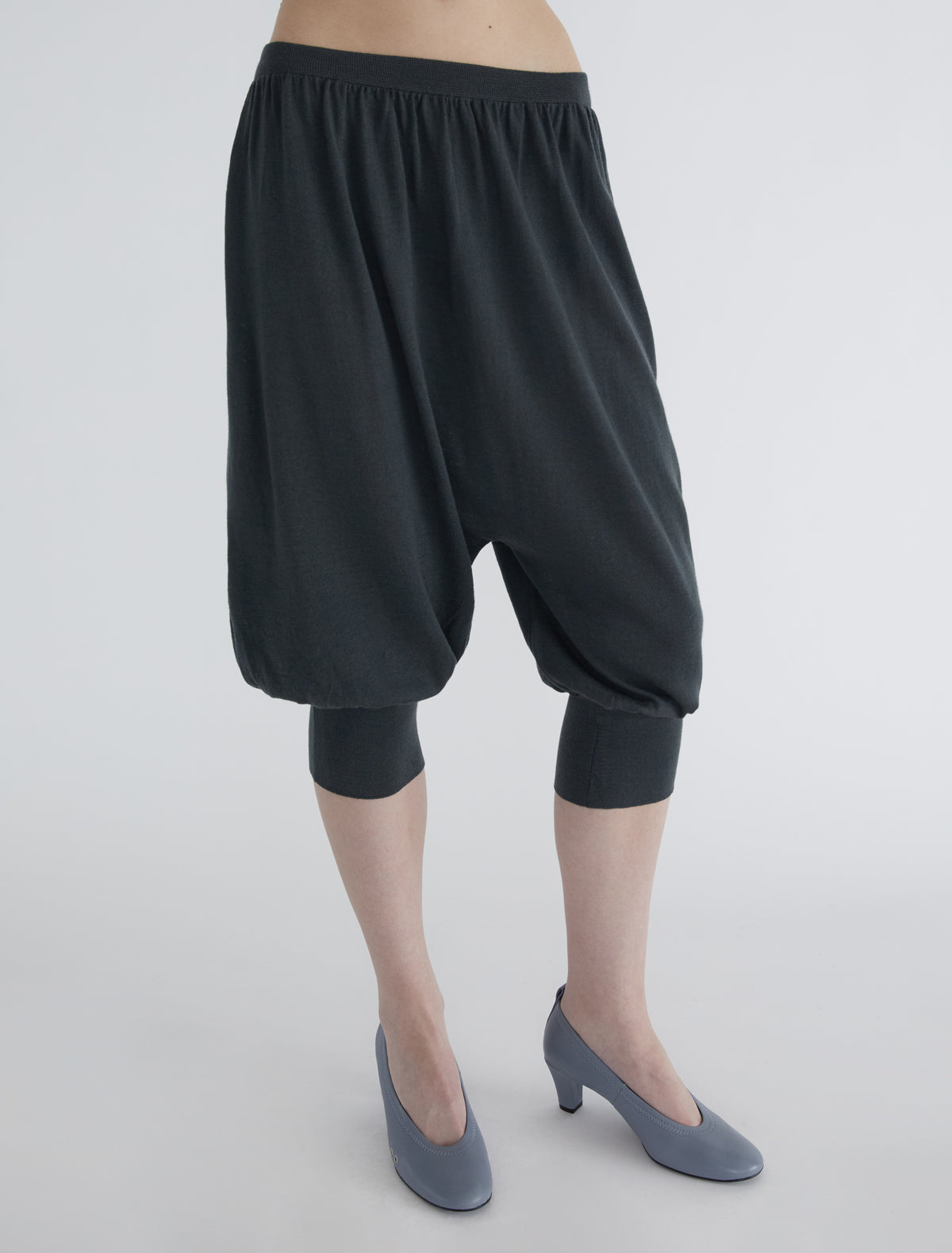 Cofre baggy drop crotch cropped pants darkgreen