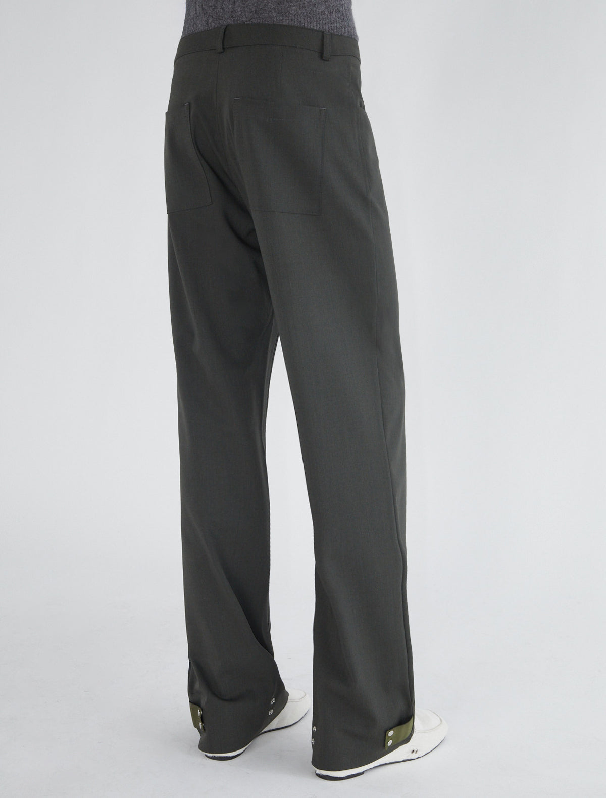Mati men trousers oversized pockets