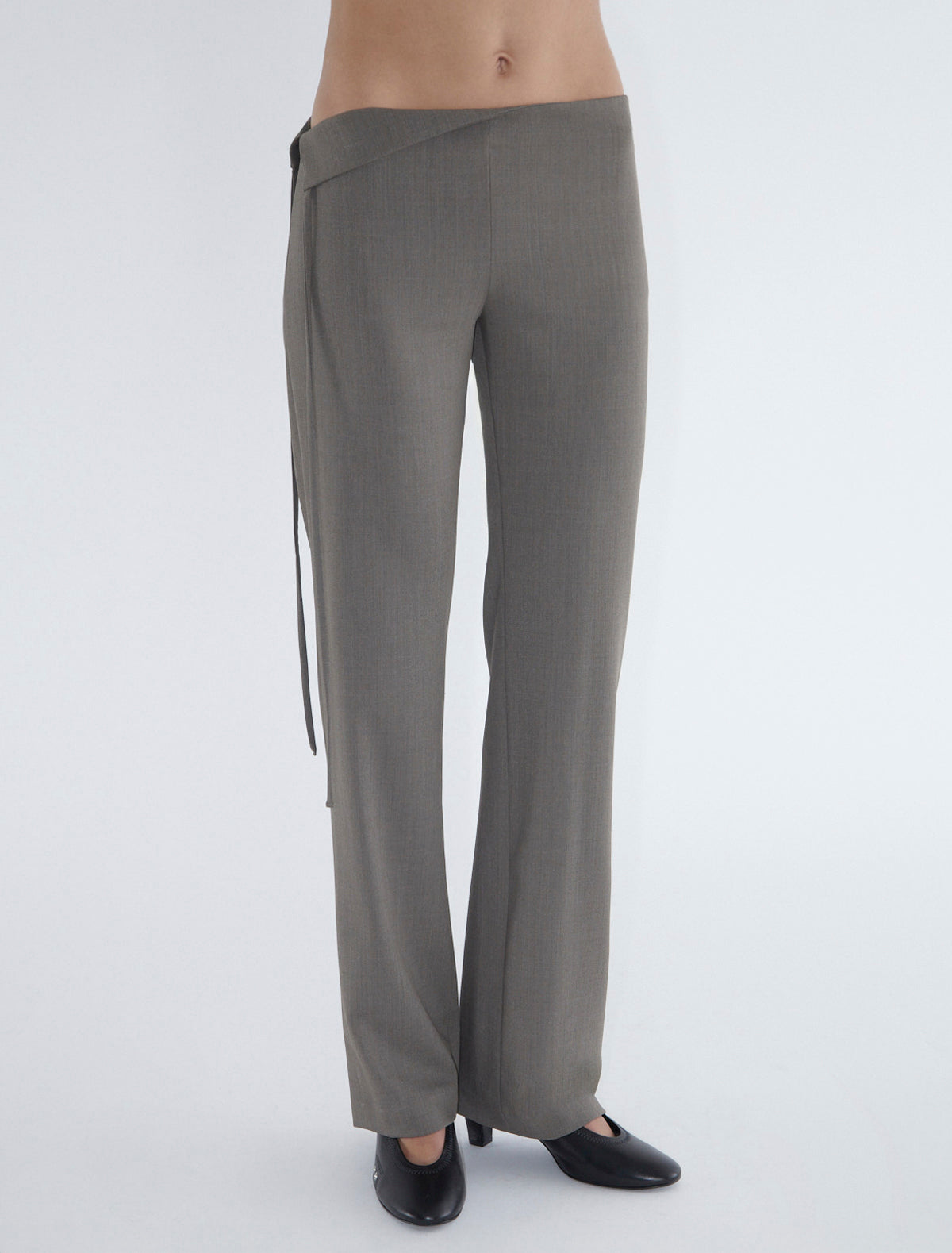Sandal low waist pants fold waistband lightbrown