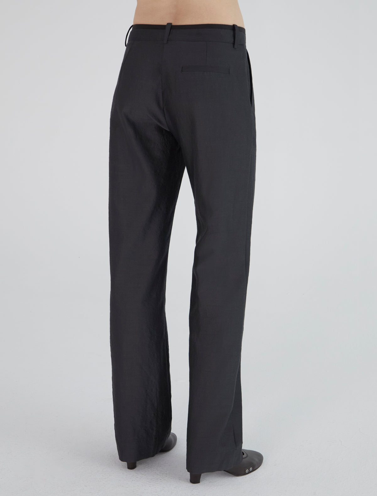 Ravi woll silk straight pants black