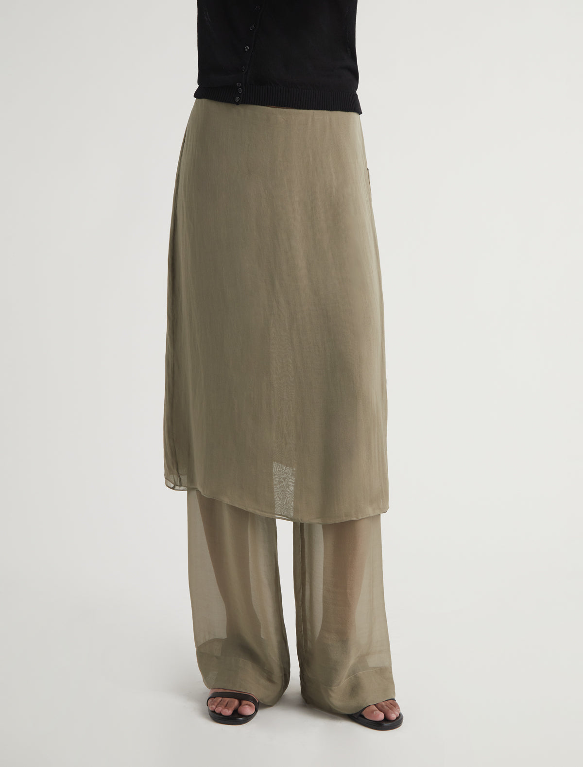 no 2481 / Low Silk Archive