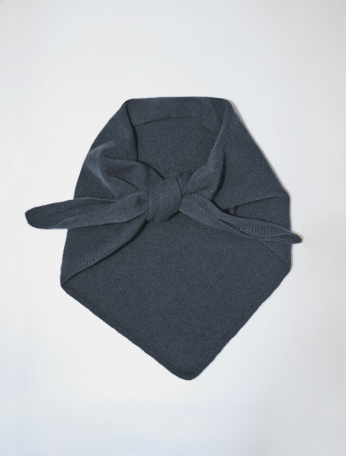 Prima soft warm wool triangle scarf newgrey