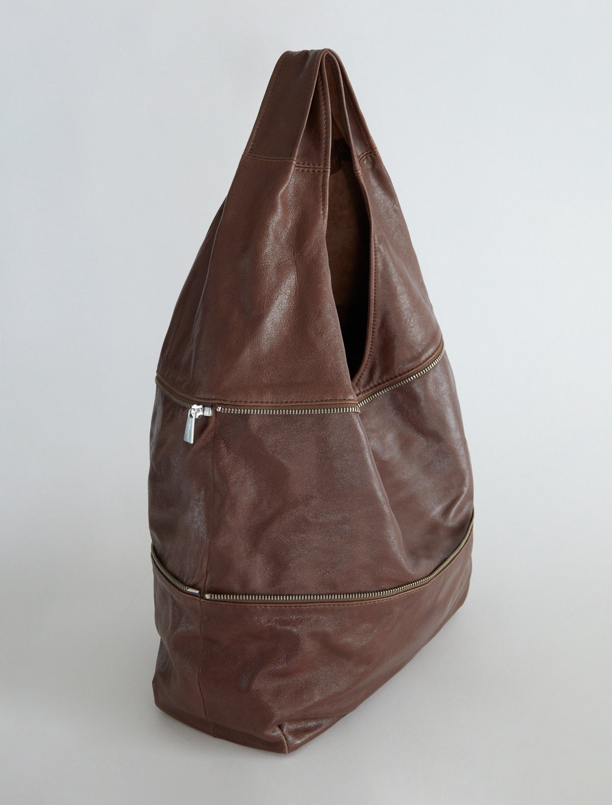 Riba zip bucket style shoulder bag brown