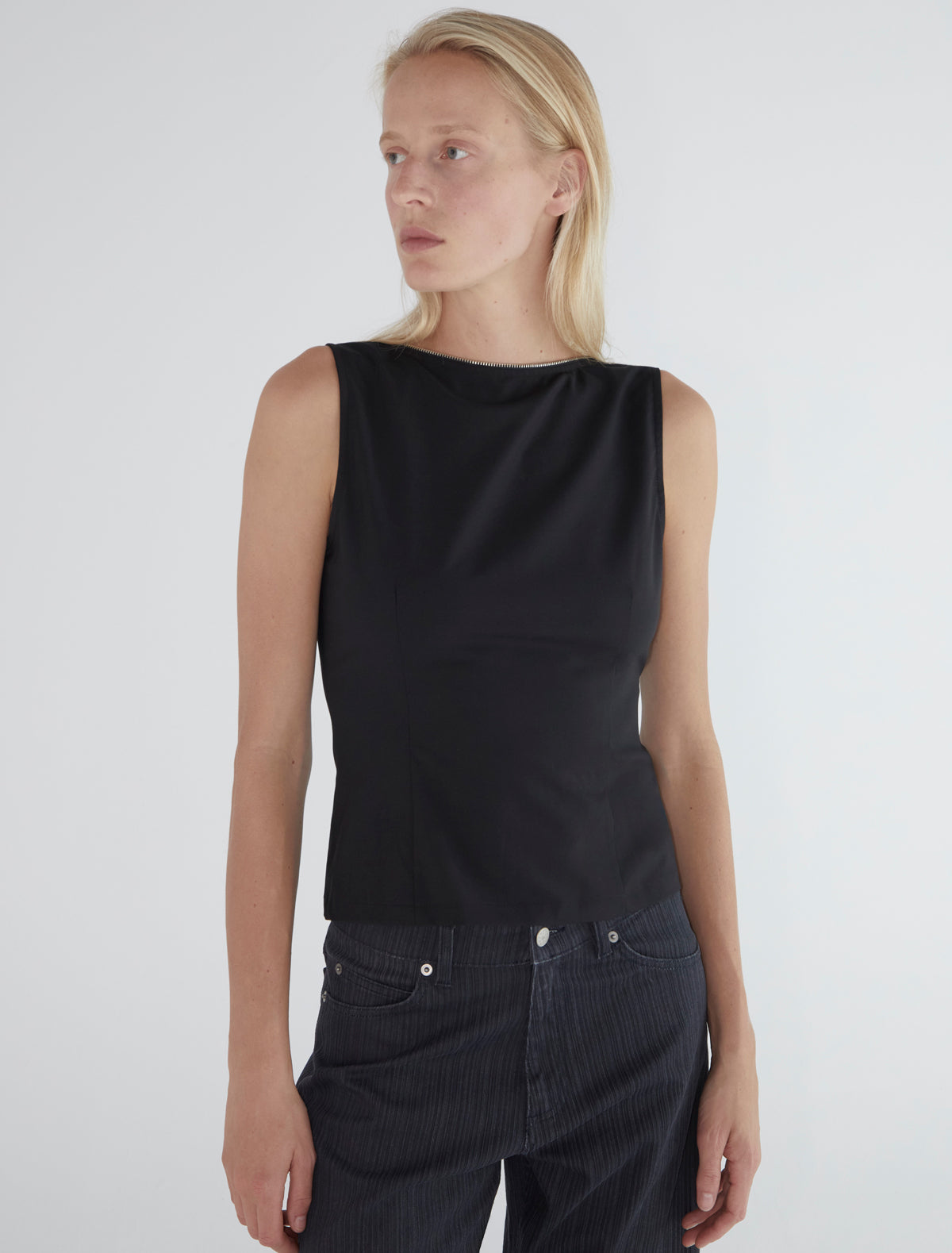 Fase sleeveless top zippered open back black