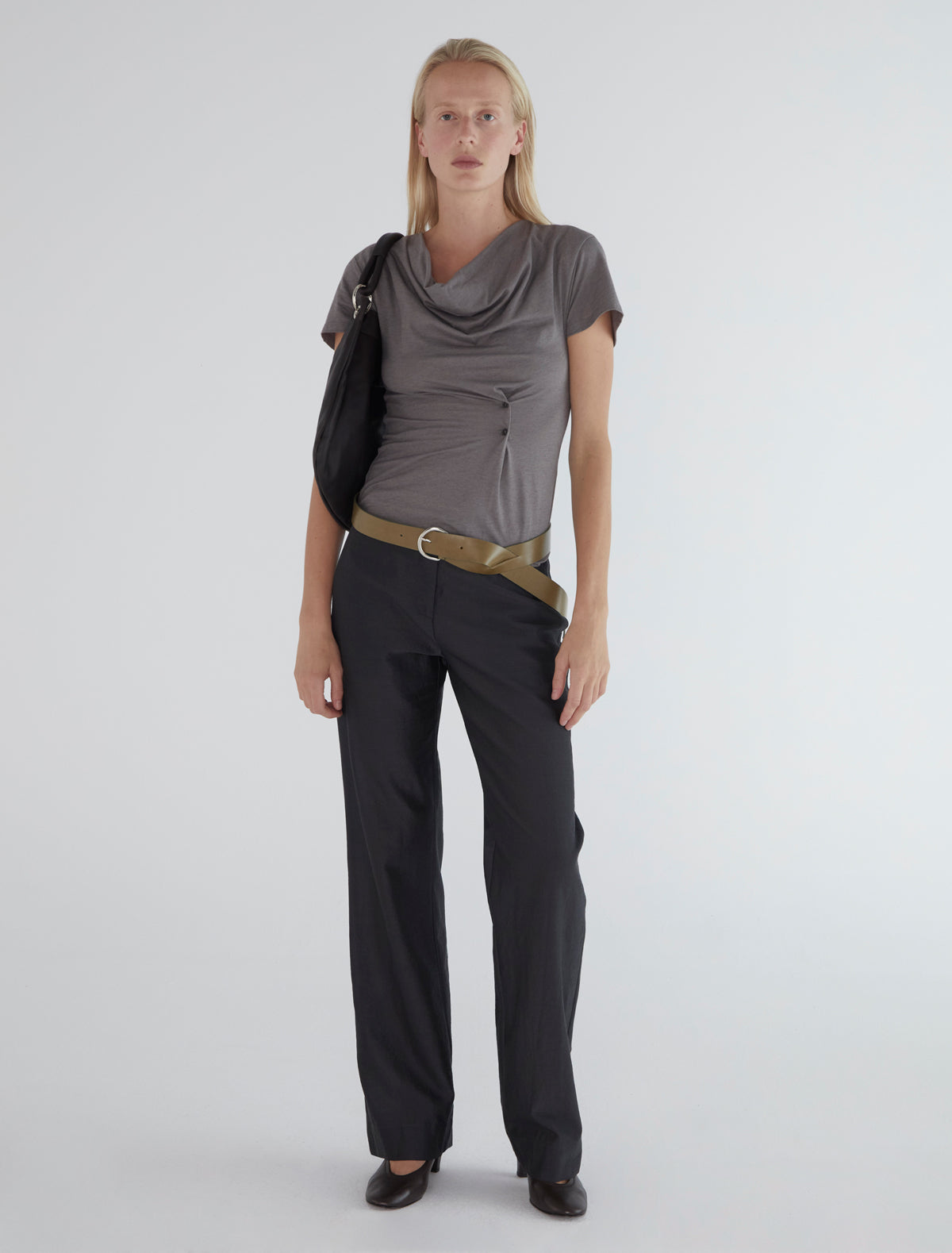 Ravi woll silk straight pants black