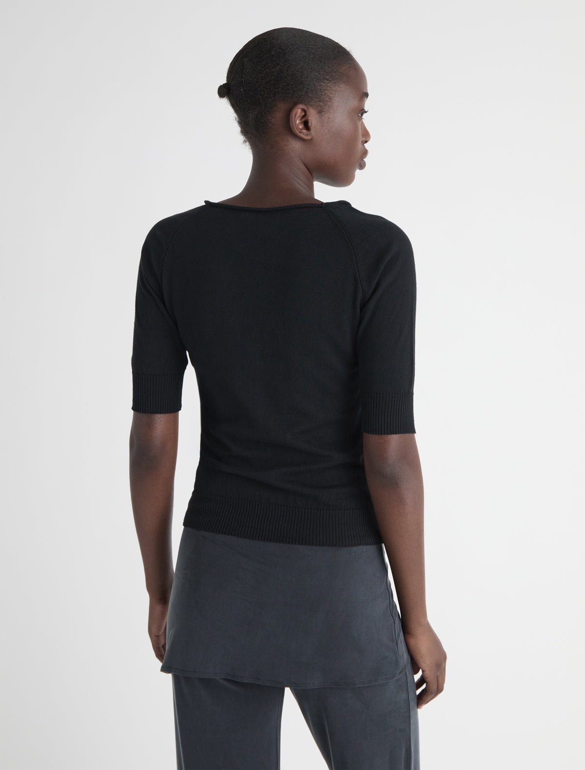 Cain short sleeve knit top handmade glass piece detail hanging chain