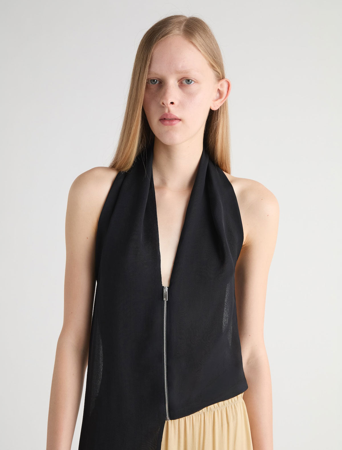 Jinno silk top double slider front zip closure black