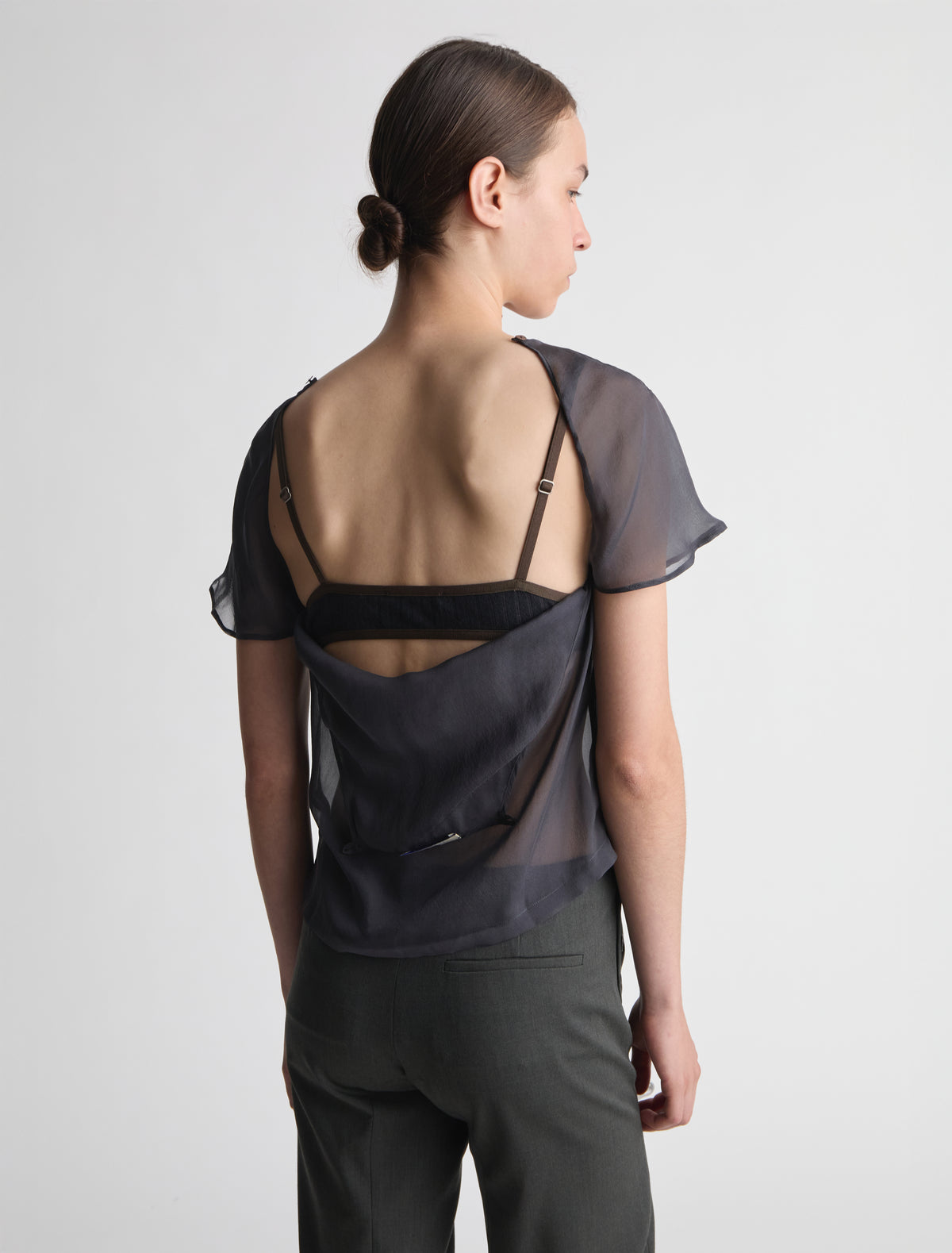 Lira short sleeve silk top side armhole openings grey