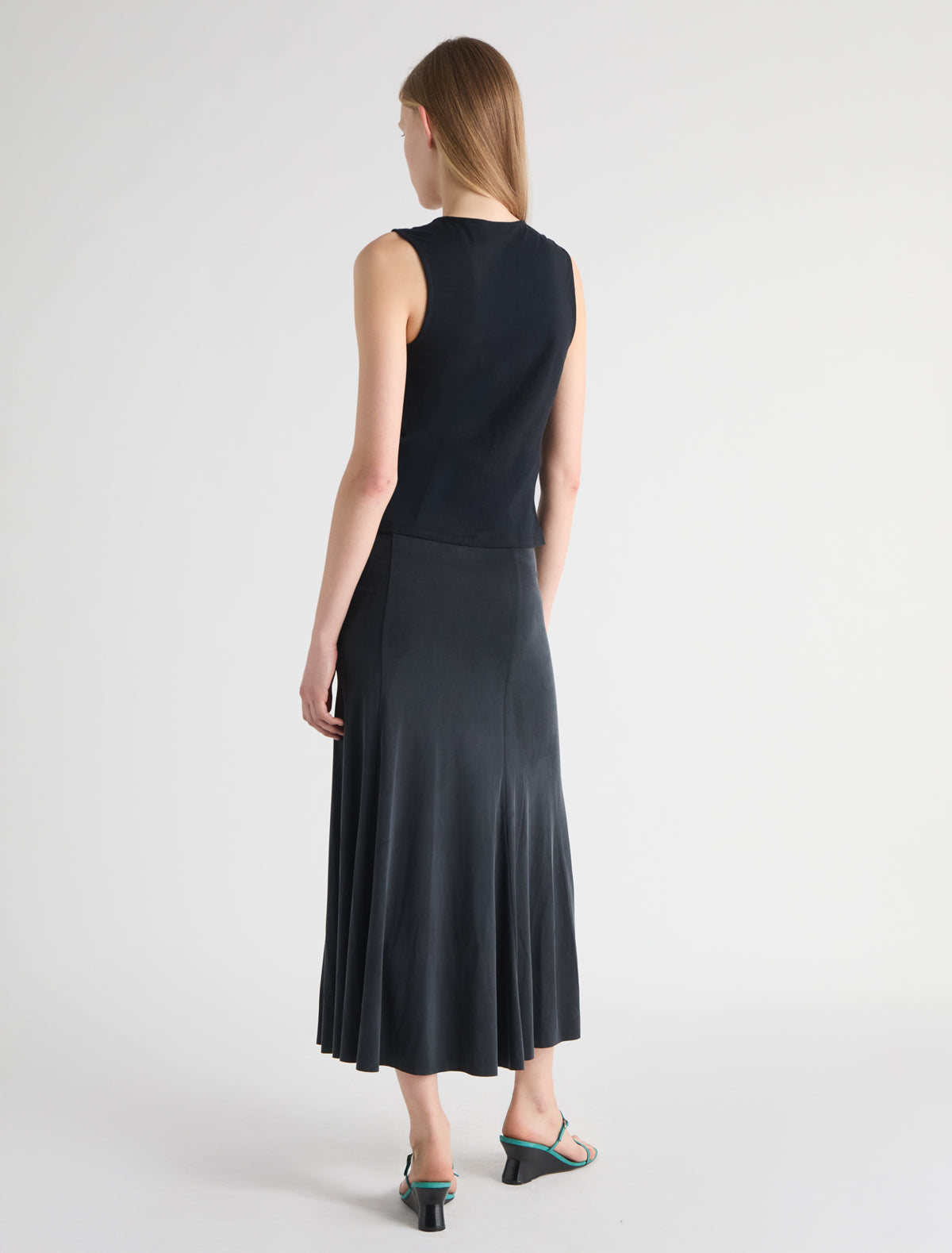 no 2915 / Manir