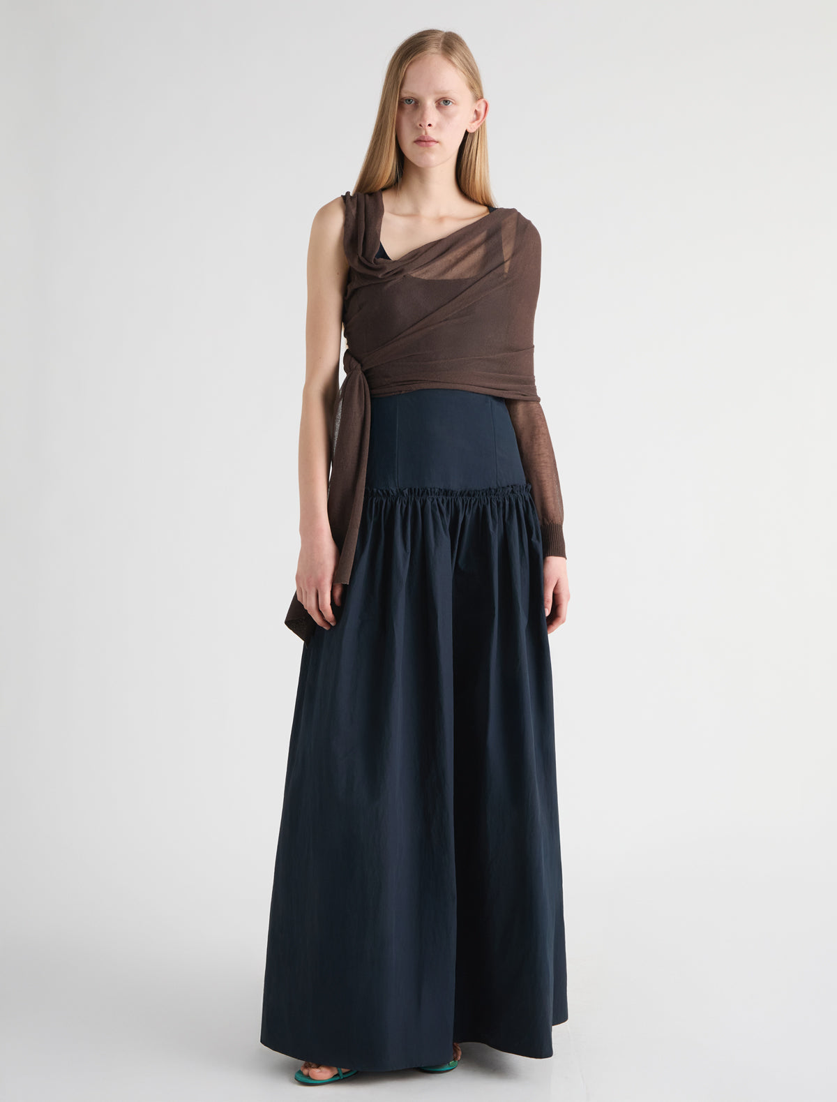 no 2872 / Samira