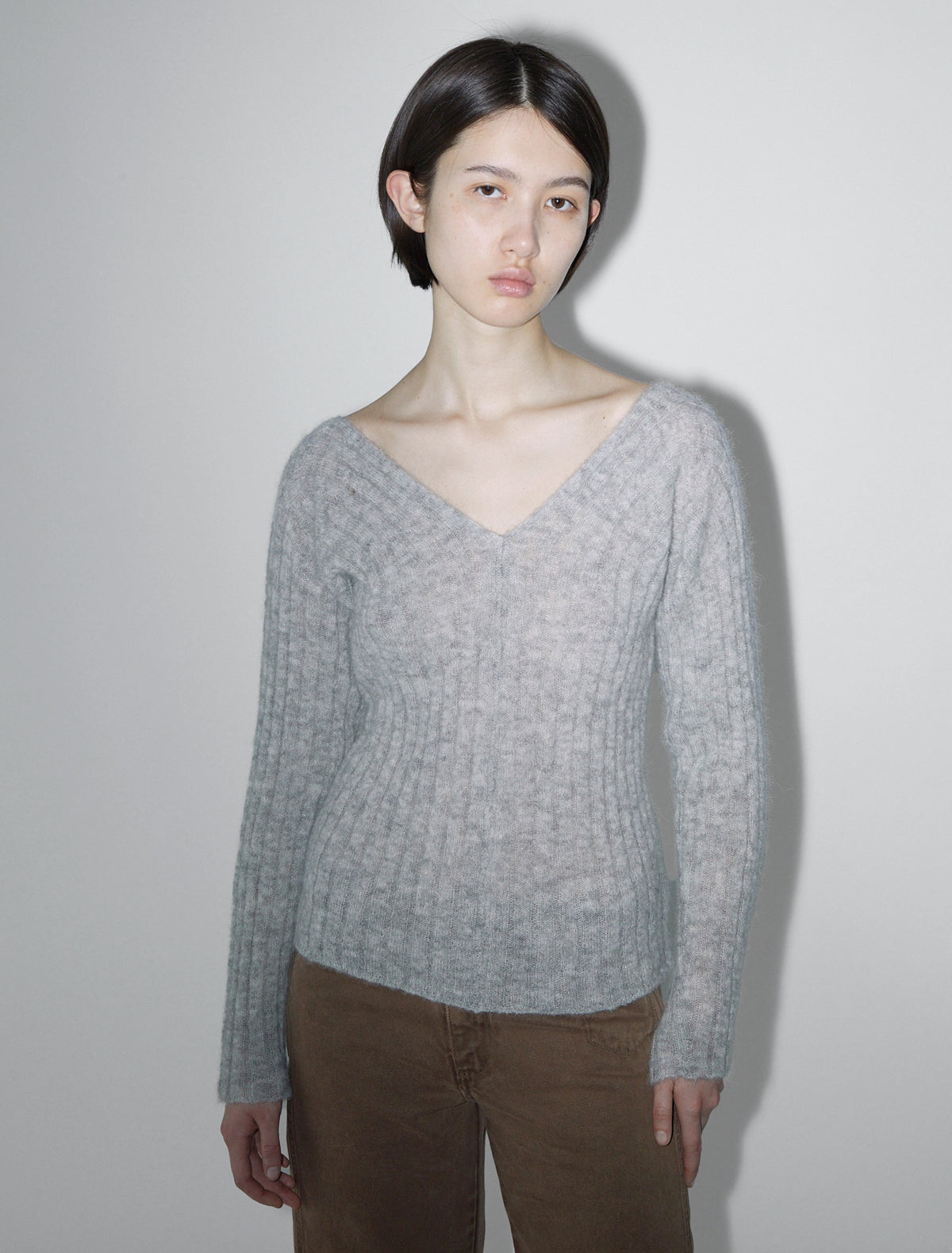 Vita v neck wool sweater grey